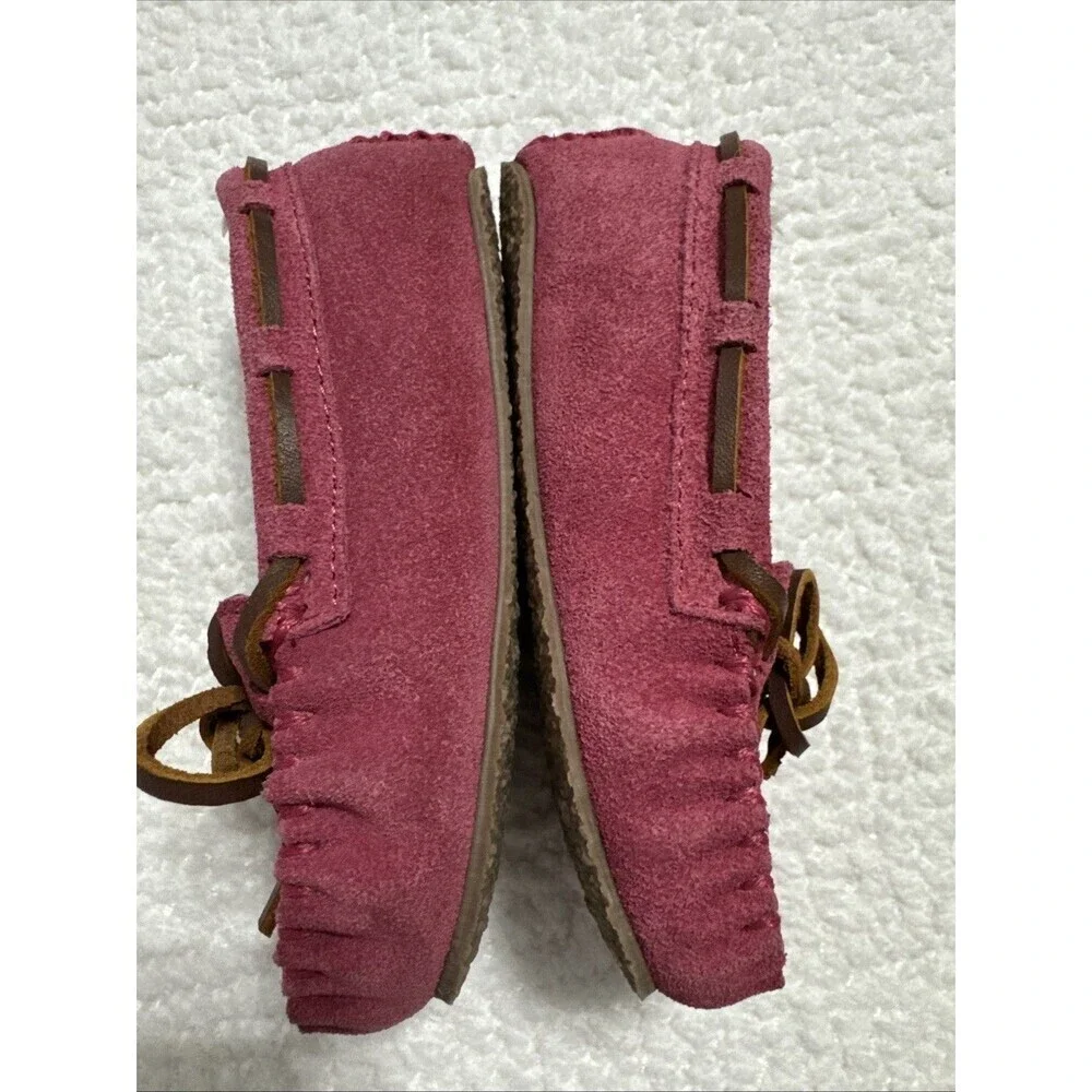 Minnetonka Cassie Pink Suede Faux Fur Lined Moccasins Slippers Lil Girls Sz 7